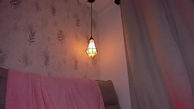 perla7777 Adlı Modelin Canlı XXX Sohbeti