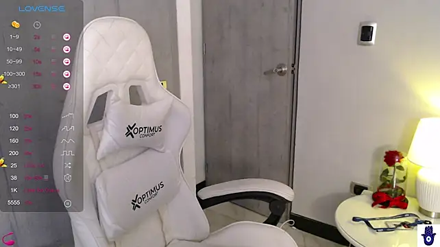 Anita-mora Chat XXX in diretta