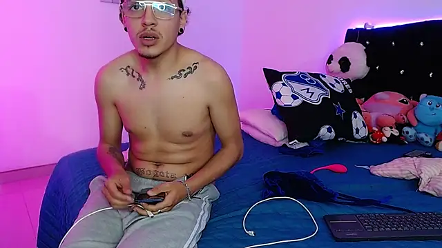 Bonny_Bonss Pertunjukan Webcam