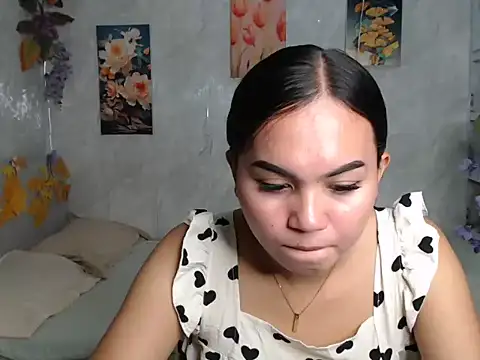 Chat +18 de ur_asiankat ao vivo