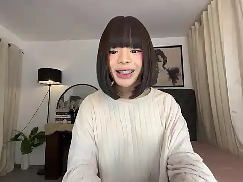 Pumi_akiko Chat XXX in diretta