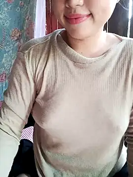 _YouAreMySunShine_'s Live XXX Chat
