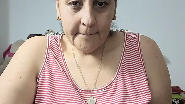 merlyna_goldens Adlı Modelin Canlı XXX Sohbeti