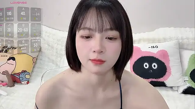 Živý XXX chat Lucy-8