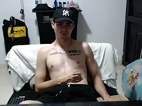 Zac_Efront Chat XXX in diretta