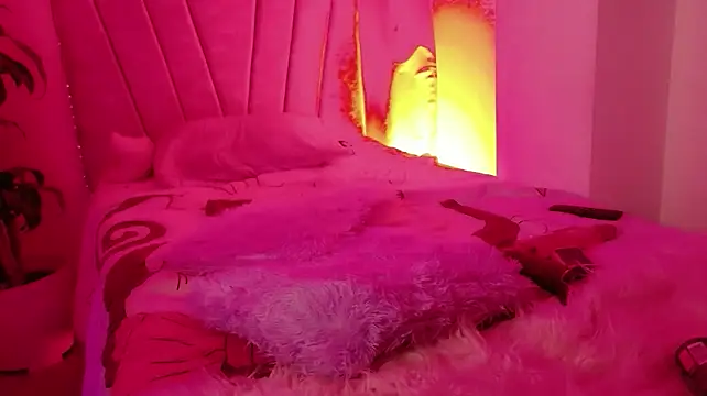 Show de Miia_Belluci na webcam