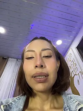 Czat XXX na żywo – AnnaKimura_