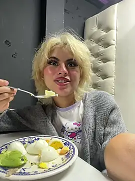 Eva_Feller69 XXX чат на живо