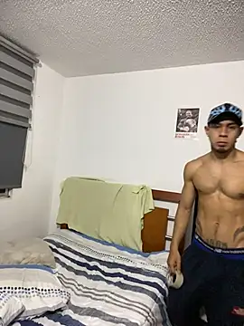 XXX chat uživo modela Taylor_DiamondBoy