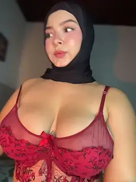XXX chat uživo modela aneesa_darzi