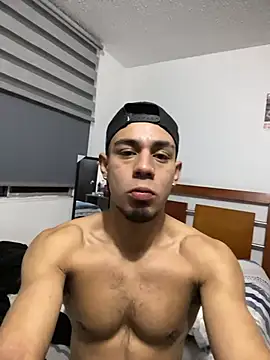 Chat XXX en directo de Taylor_DiamondBoy