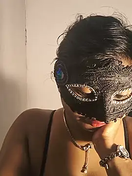 DIRTYSECRET_QUEEN_07: онлайн-секс-чат