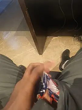 hotboy43339 Show Webcam