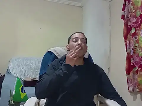HotLatinoBR live XXX chat