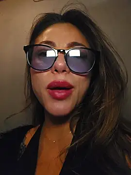 Karen_San_Miguel Adlı Modelin Web Kamerası Şovu