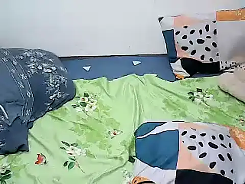 XXX chat uživo modela xxhottinybabe