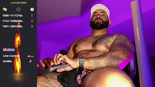 Chat XXX en directo de Max-prada