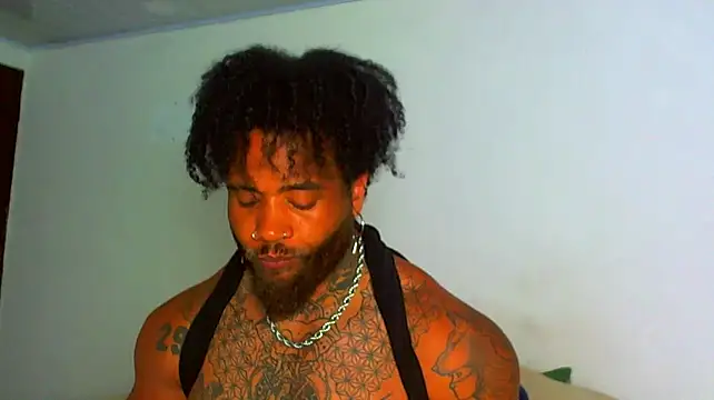 ragnar0825 live XXX chat