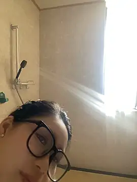 Julysister00 现场XXX聊天