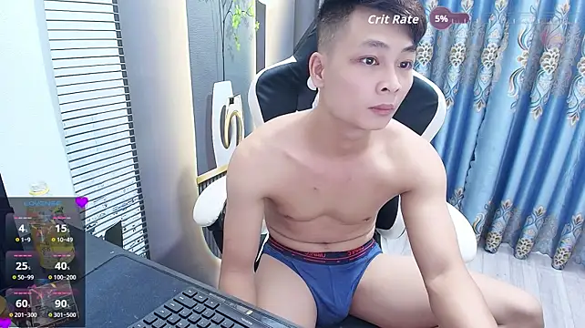 Chat XXX en directo de Naughty___asian