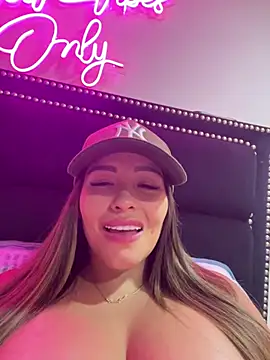 sexyyykloee: вебкам-шоу
