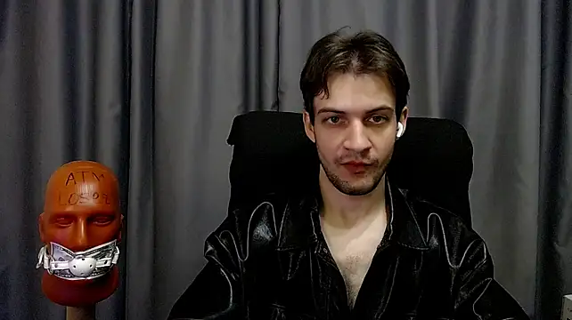 _Damien_thorn_ Adlı Modelin Canlı XXX Sohbeti