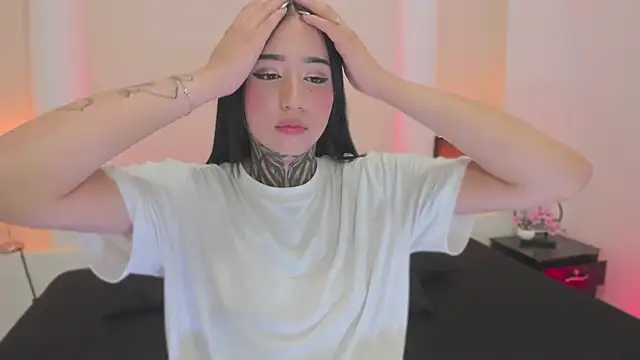 Živý XXX chat Dark_Kitty_666