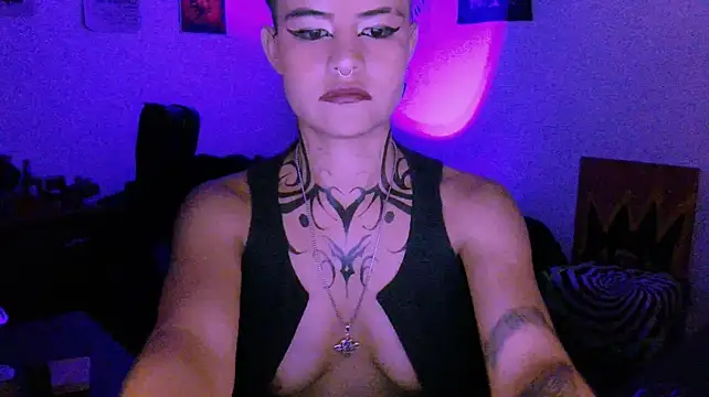 Živý XXX chat alex_one888