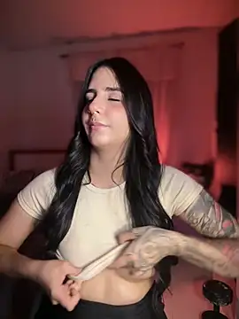 Chat XXX en directo de Kittyhelll_