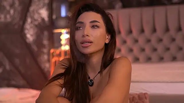 GinaValentinna's Live XXX Chat