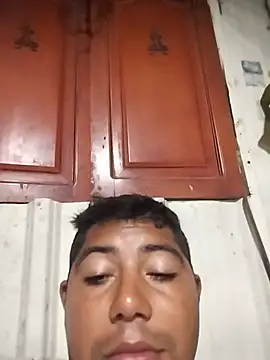 master_juju1924 Adlı Modelin Canlı XXX Sohbeti