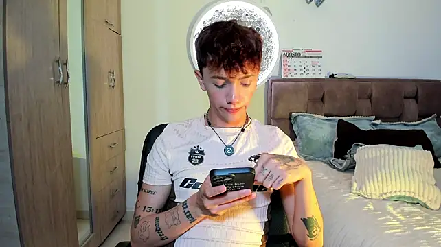 Timothy_ros Live XXX Chat
