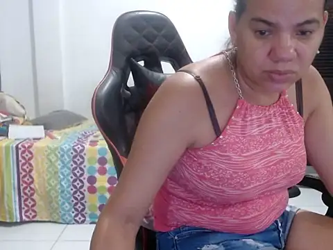 Adriana_0312's Live XXX Chat
