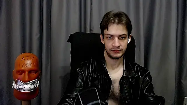 Chat XXX en directo de _Damien_thorn_
