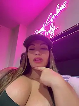 sexyyykloee: онлайн-секс-чат