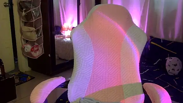 yourHennesy's Live XXX Chat