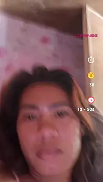 Cutie_body11 élő XXX-chatje