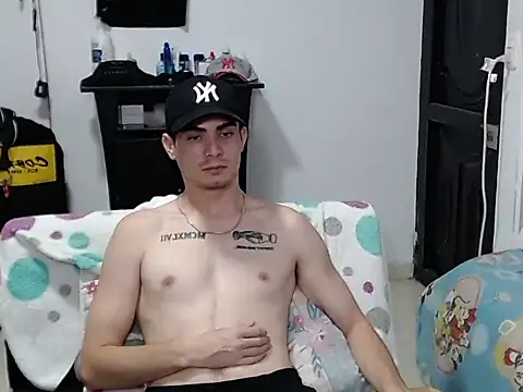 Zac_Efront Chat XXX in diretta