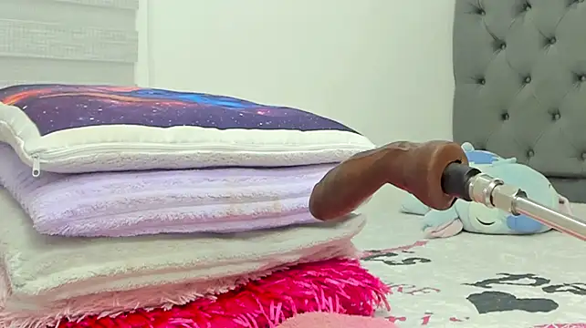 Chat +18 de Elizabeth_18_ ao vivo