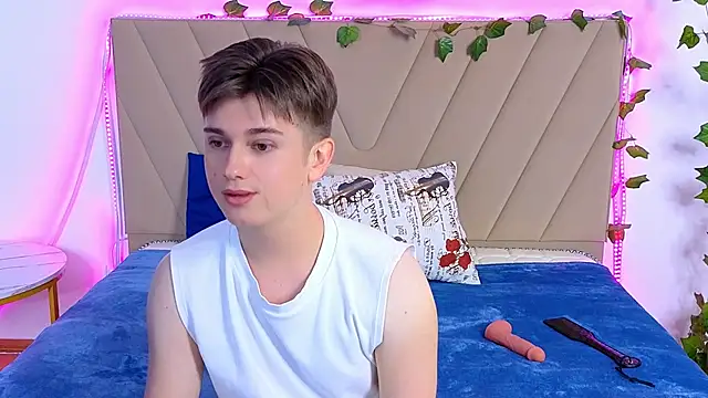 عرض كام Miless_Cooper