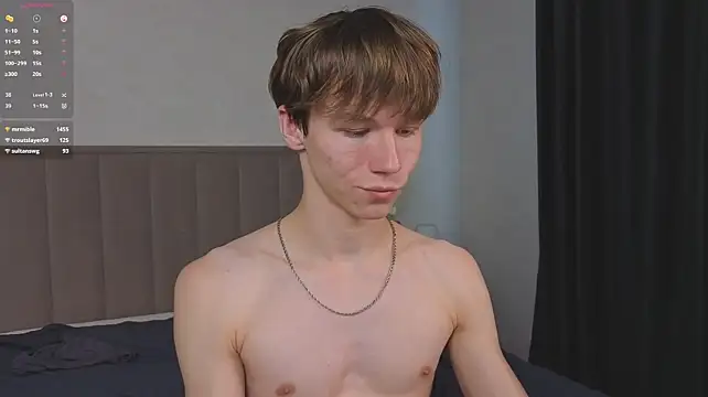 Chat XXX en directo de cuMte_boy