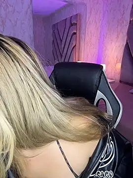Živý XXX chat lya_nekko_