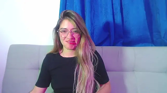 Chat XXX en directo de hannajonnes0