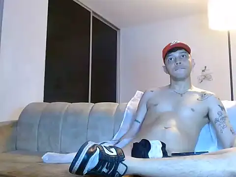 tonysexyboy webcam show