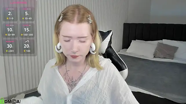 Elira_Vane 现场XXX聊天