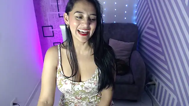 Chat +18 de samanta_xi ao vivo