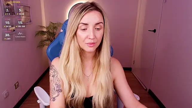 Chat +18 de White_F0x ao vivo