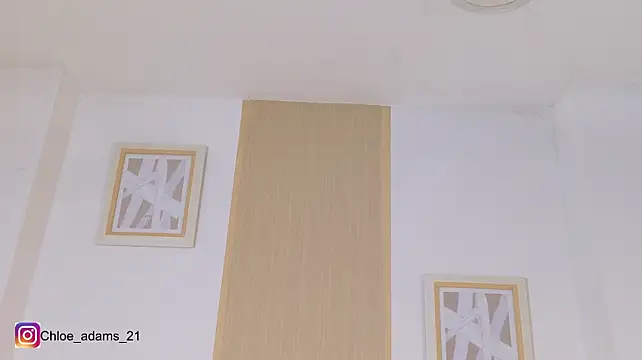 Chloe_adams_1: онлайн-секс-чат