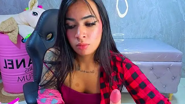 XXX chat uživo modela bratz_a