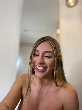 LAURA_VANESA webcam show